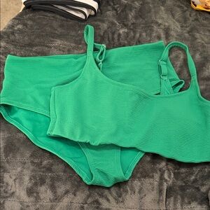 old navy green set